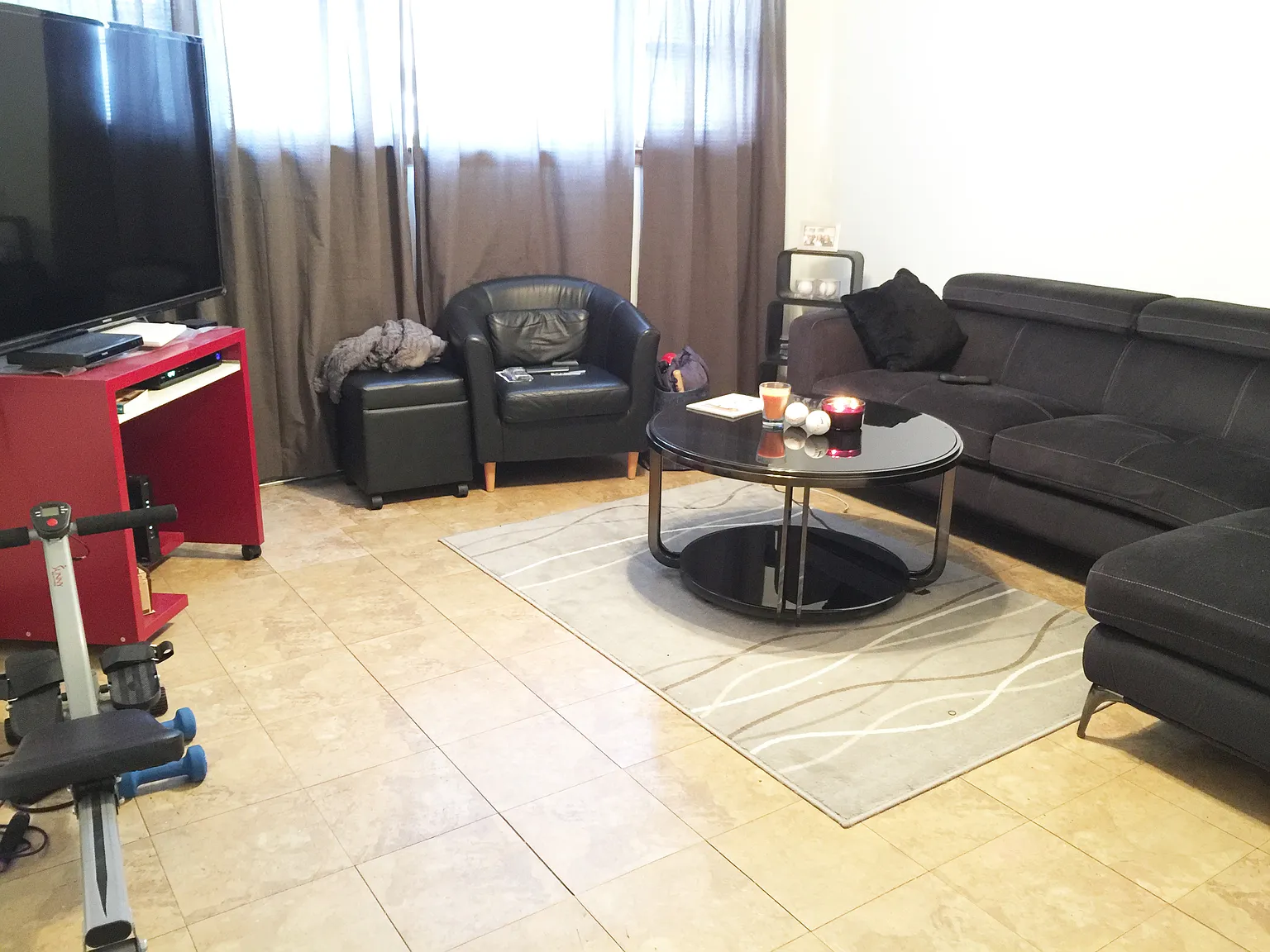 2 bed, 700 sqft, $1,600 — Photo 2