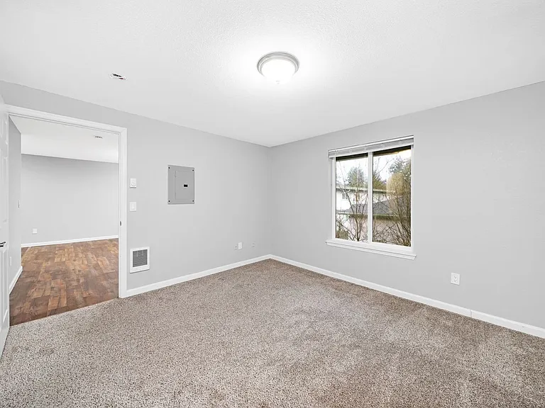 12150 SW Allen Blvd — Photo 36
