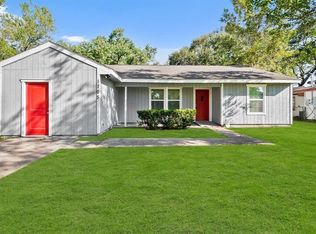 1105 Southampton St, Angleton, TX 77515