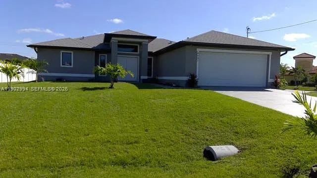 3 bed, 2.0 bath, 1677 sqft, $4,500 — Photo 3