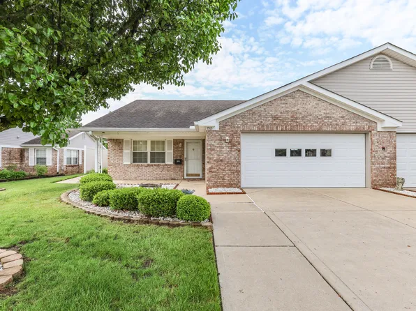 7915 Park Ward Pl, Indianapolis, IN 46259
