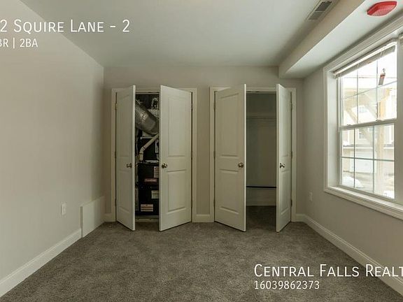 4th image of 32 Squire Ln #2