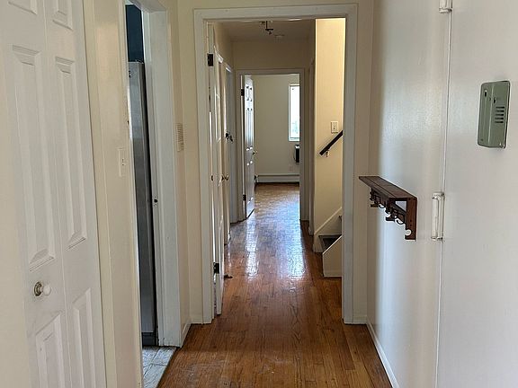 2nd image of 7630 Grand Central Pkwy APT 3