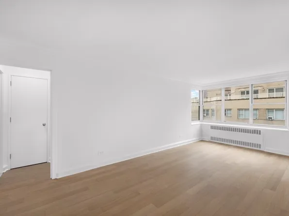 40 Park Avenue image 3 of 17