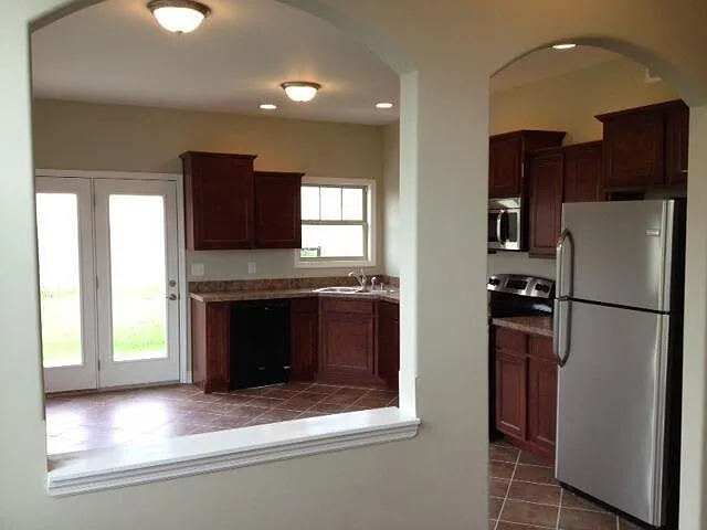 3305 Sweet Clover Ln — Photo 12