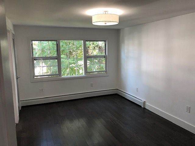 1st image of 837 E 224th St #1