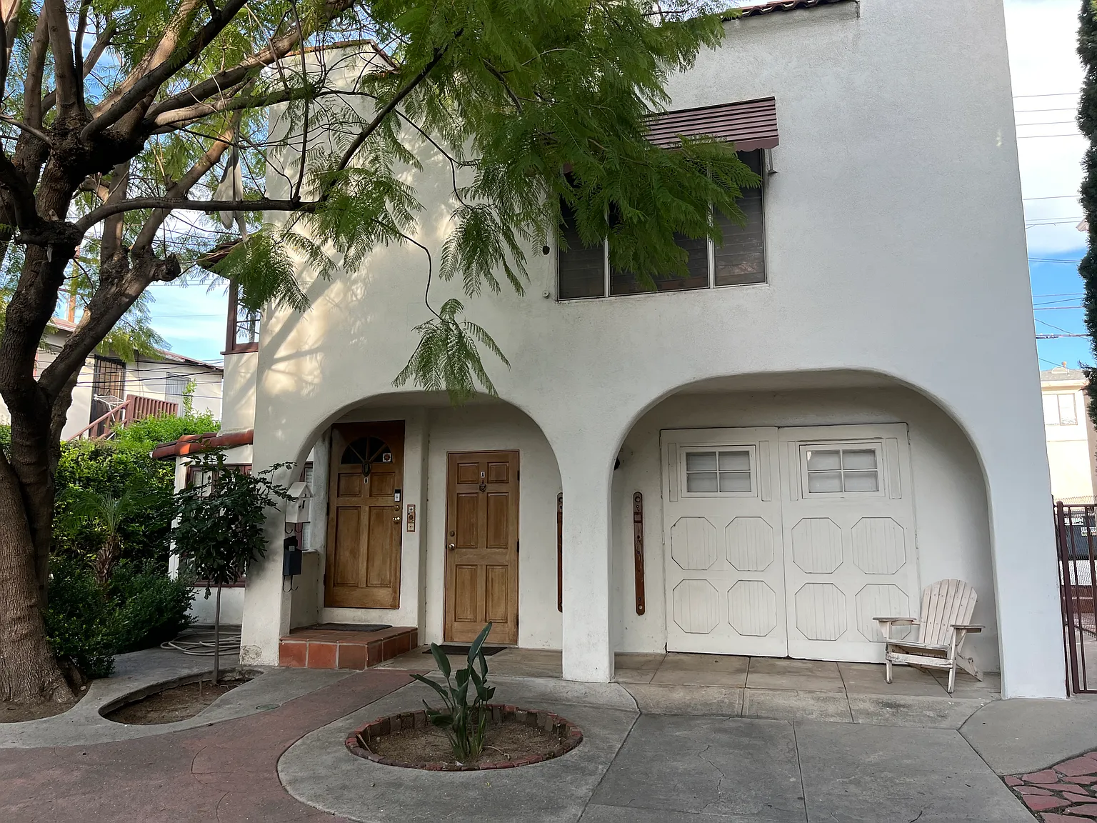 Studio, 560 sqft, $1,695 — Photo 2