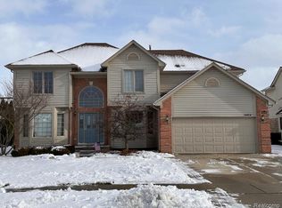 48586 Tremont Dr, Macomb, MI