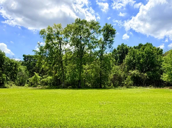 691 Victoria Dr, Berwick, LA 70342