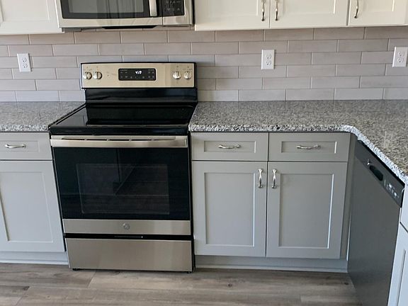 3rd image of 3631 Finley Court #04