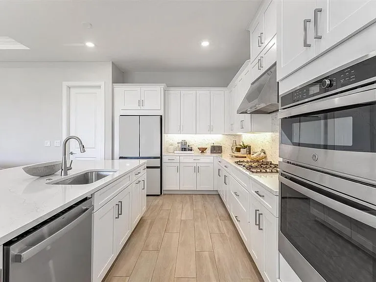 9796 SW Santini Rd — Photo 12