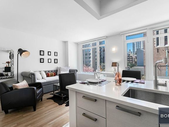 3rd image of 501 E 74th St #4D