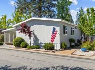 10126 Daisy King Dr, Grass Valley, CA 95949