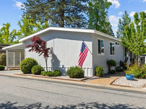 10126 Daisy King Dr, Grass Valley, CA 95949