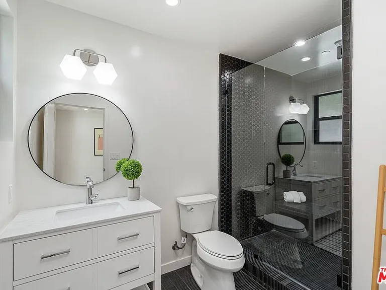4545 Balboa Ave — Photo 19