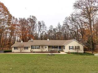 86 Tersana Dr, Easton, CT 06612