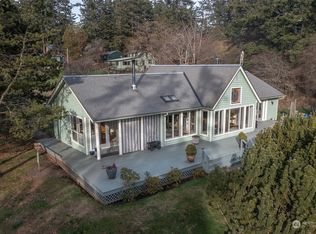 6983 Olga Rd, Eastsound, WA 98245