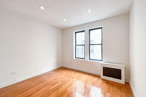 Rented by Corcoran | media 11