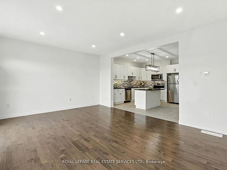 22 Marshall Dr #8 — Photo 15