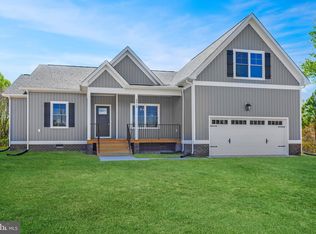 Holly Ct, Mineral, VA 23117