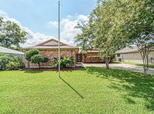 9746 Dover Hill Rd, La Porte, TX 77571