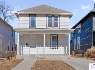 2104 Maple St, Omaha, NE 68110