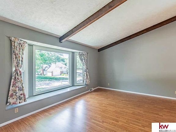 5th image of 13001 S 31st St