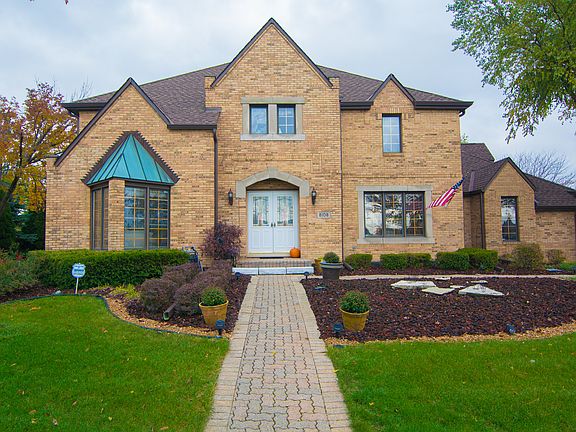 2nd image of 8108 Aberdeen Dr