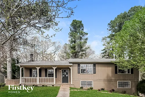 3762 Cambridge Dr SW Photo 1 3762 Cambridge Dr SW Photo 1