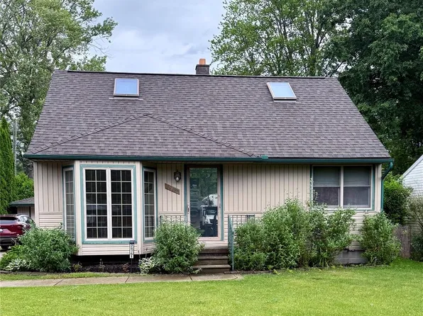 26761 Hickler Ln, Harrison Township, MI 48045