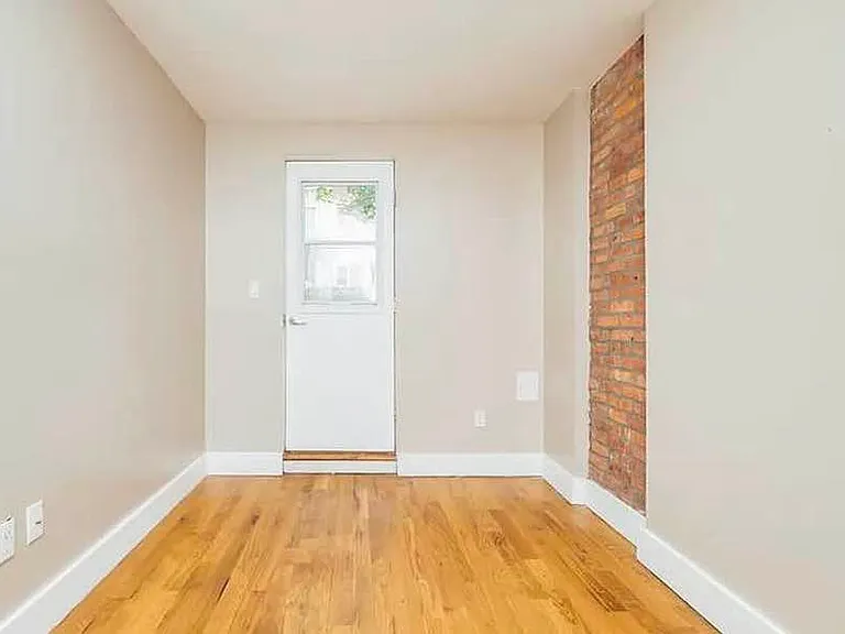 906 Greene Ave #1 — Photo 8