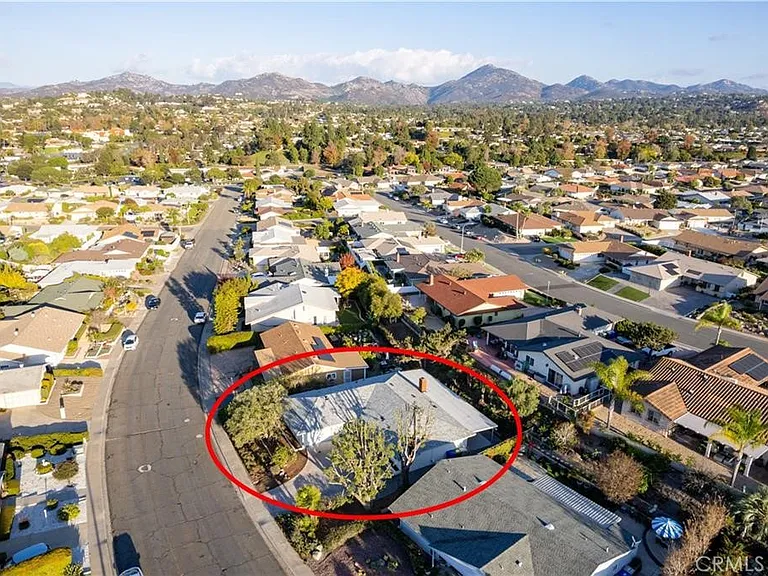 12097 Pastoral Rd — Photo 39