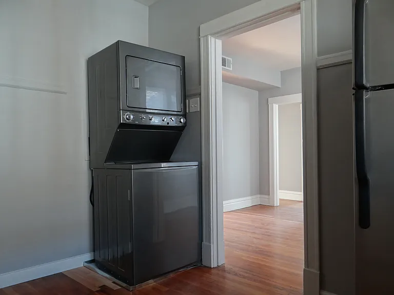 6243 Southwood Ave #3 — Photo 17