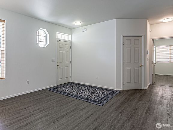 3rd image of 14429 Riverwalk Drive E