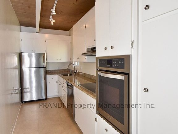 3rd image of 118 Buchanan Dr