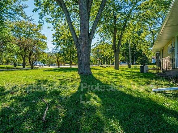 2nd image of 9917 Kennedy Ave