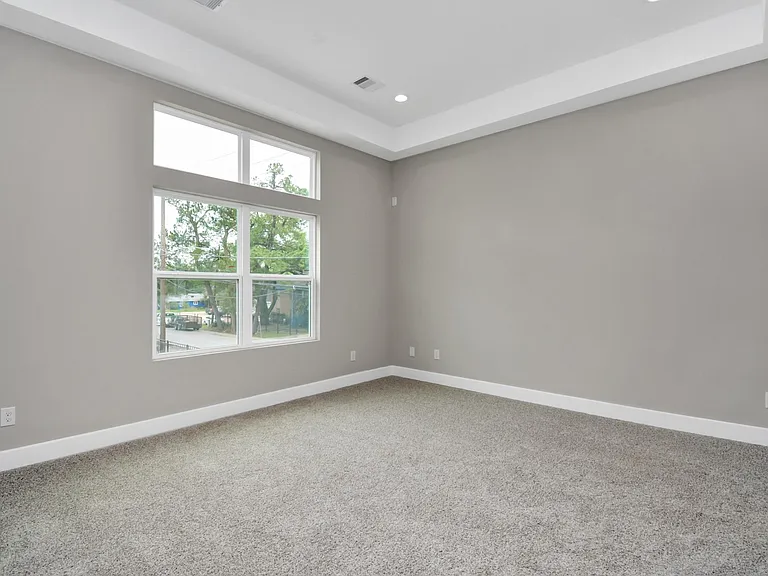 2903 Sherwood Green Ln — Photo 26