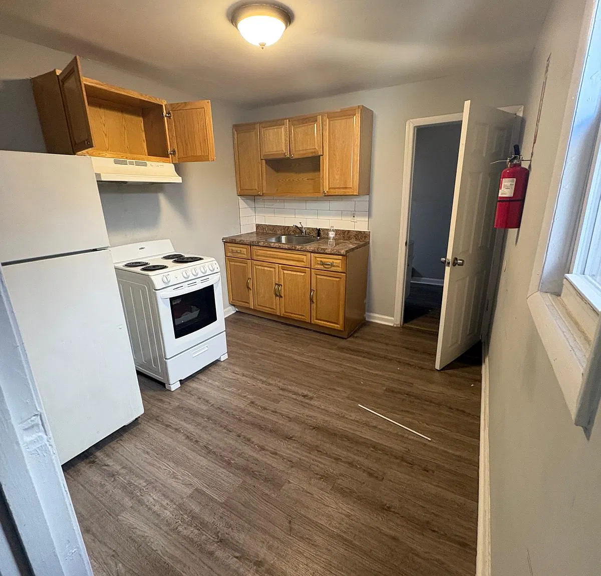 2 bed, $1,800 — Photo 3