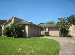 2115 Barrington Place Dr, Sugar Land, TX 77478