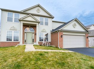 289 S Palmer Dr, Bolingbrook, IL 60490