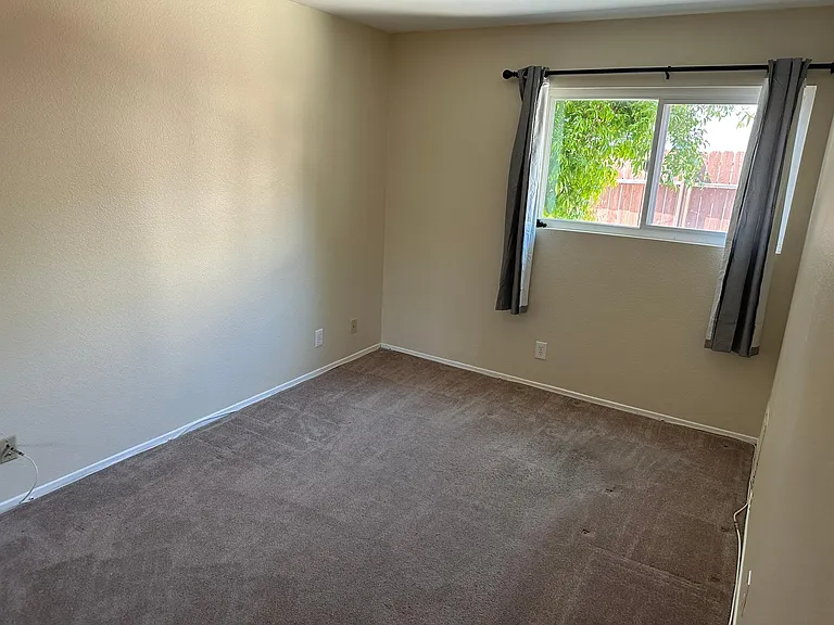 7619 Memory Dr — Photo 12