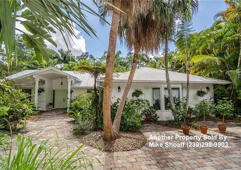 Listed By MIKE SHOAFF 