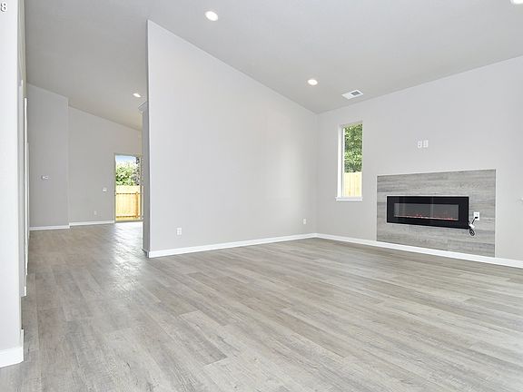 4th image of 7806 NE 139th Ave