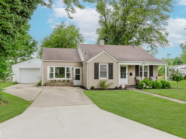 209 N John St, Pendleton, IN 46064