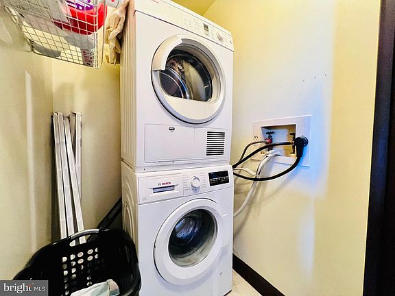 2nd image of 4600 Duke St APT 631