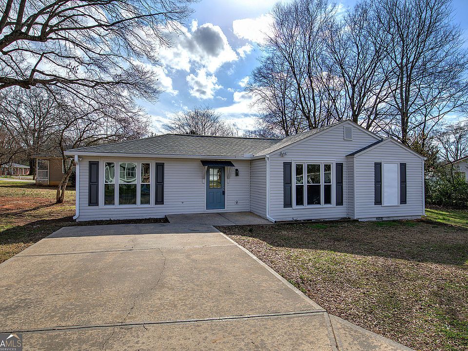 1st image of 30 Grove Cir