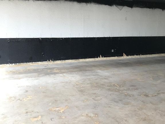 3rd image of 2310 W 3rd St #2310
