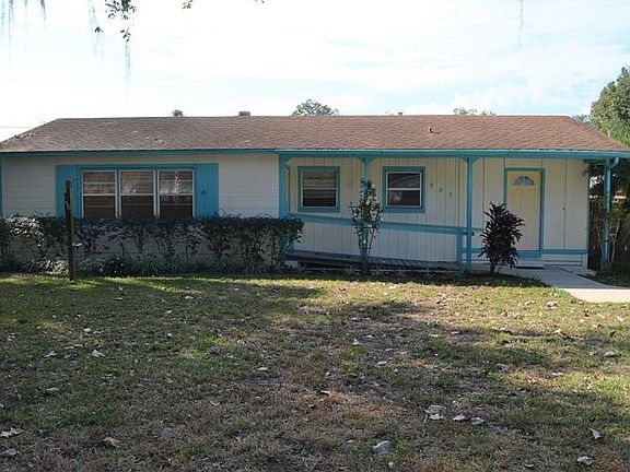 2nd image of 483 Wisteria Ave