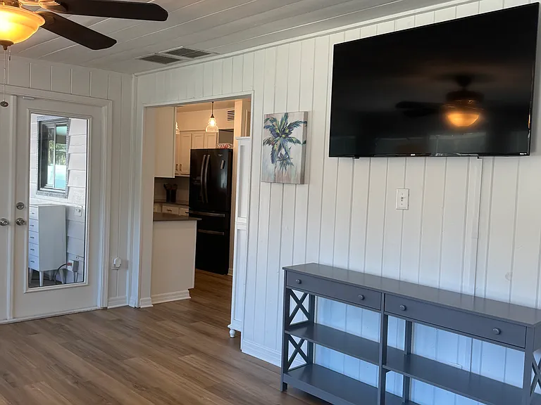 2183 Wisteria St — Photo 15