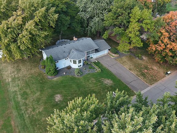 2nd image of 4835 Yorktown Ln N